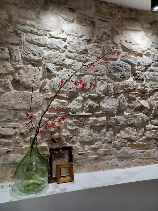 Tres Virtutes Apartment Pula