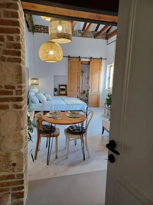 Tres Virtutes Apartment Pula