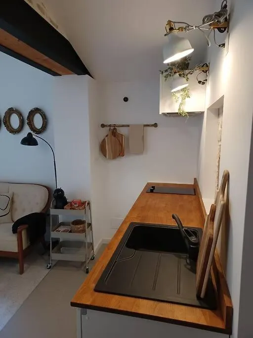 Tres Virtutes Apartment Pula 0*,  Croatia